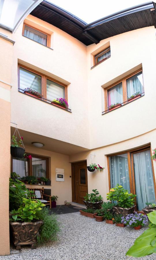 Guest House Ciro Сараево Экстерьер фото