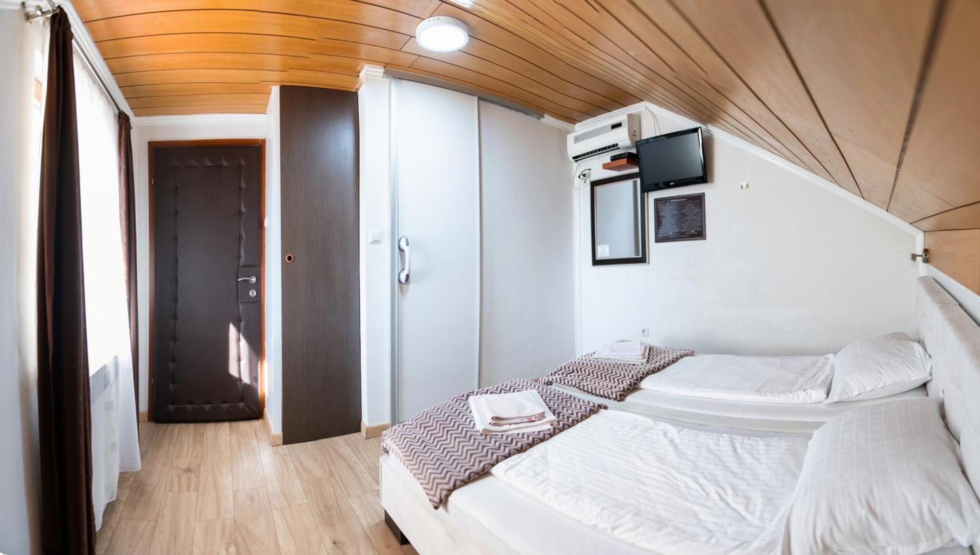 Guest House Ciro Сараево Экстерьер фото