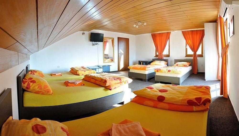 Guest House Ciro Сараево Экстерьер фото