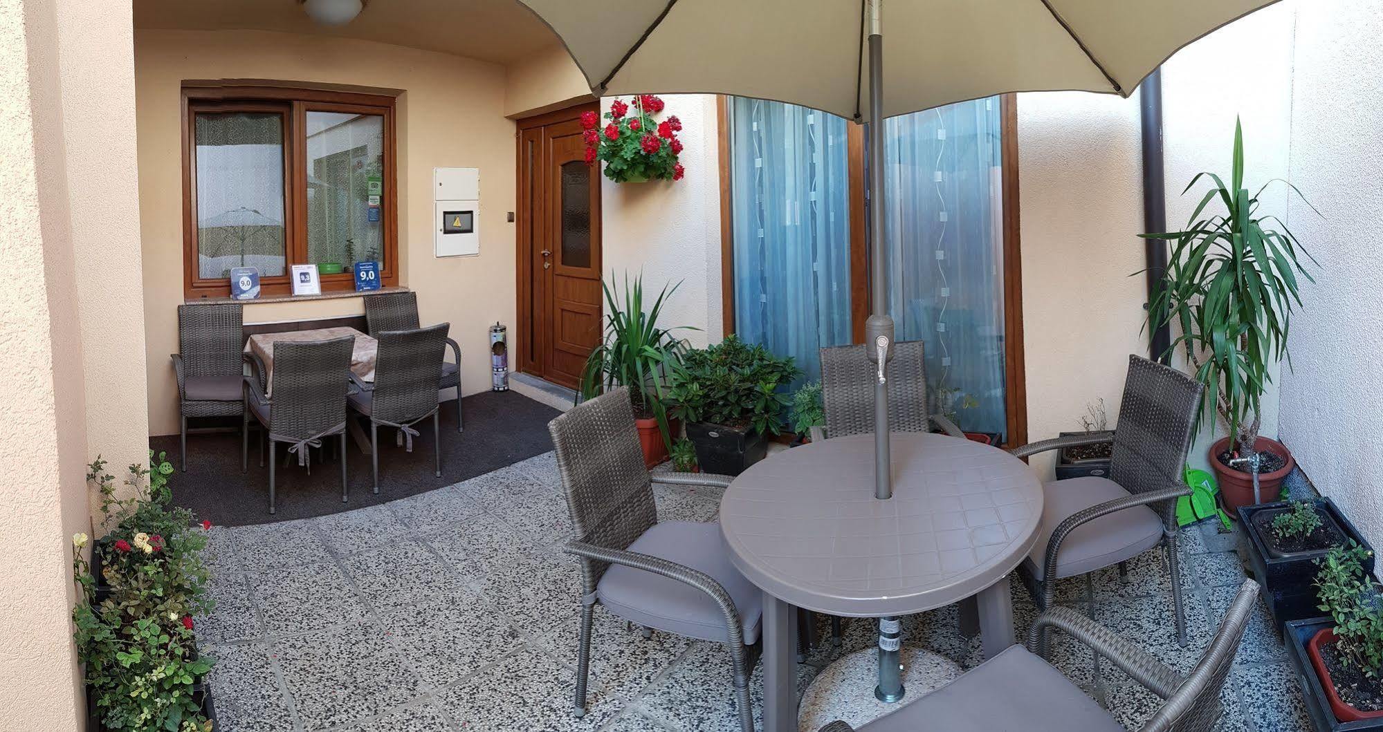 Guest House Ciro Сараево Экстерьер фото