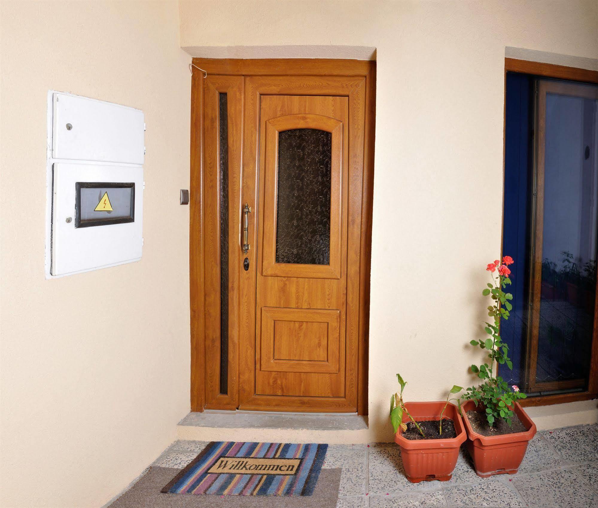 Guest House Ciro Сараево Экстерьер фото